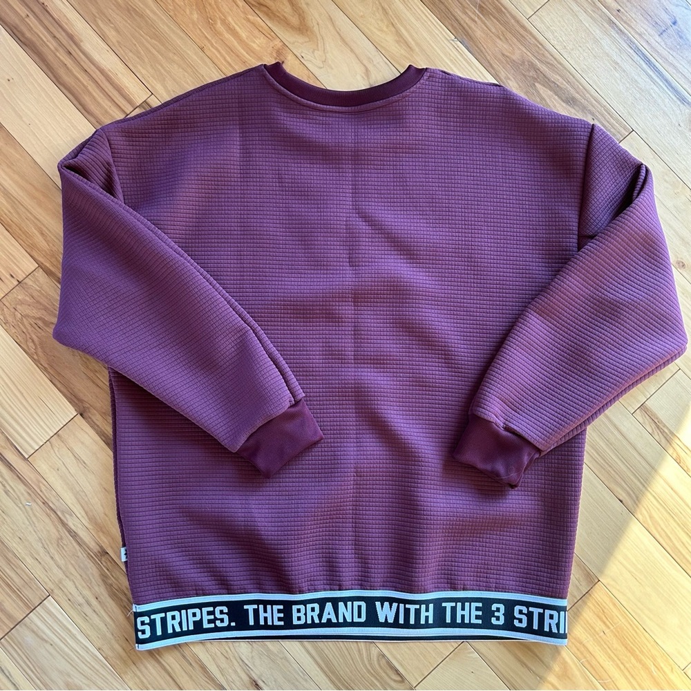 Adidas Top - Picture 6 of 6